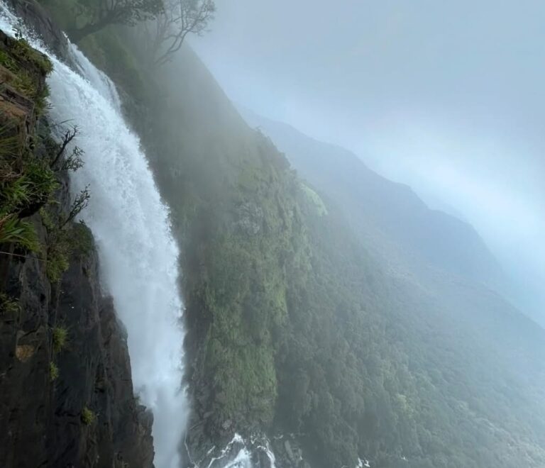 bandaje falls